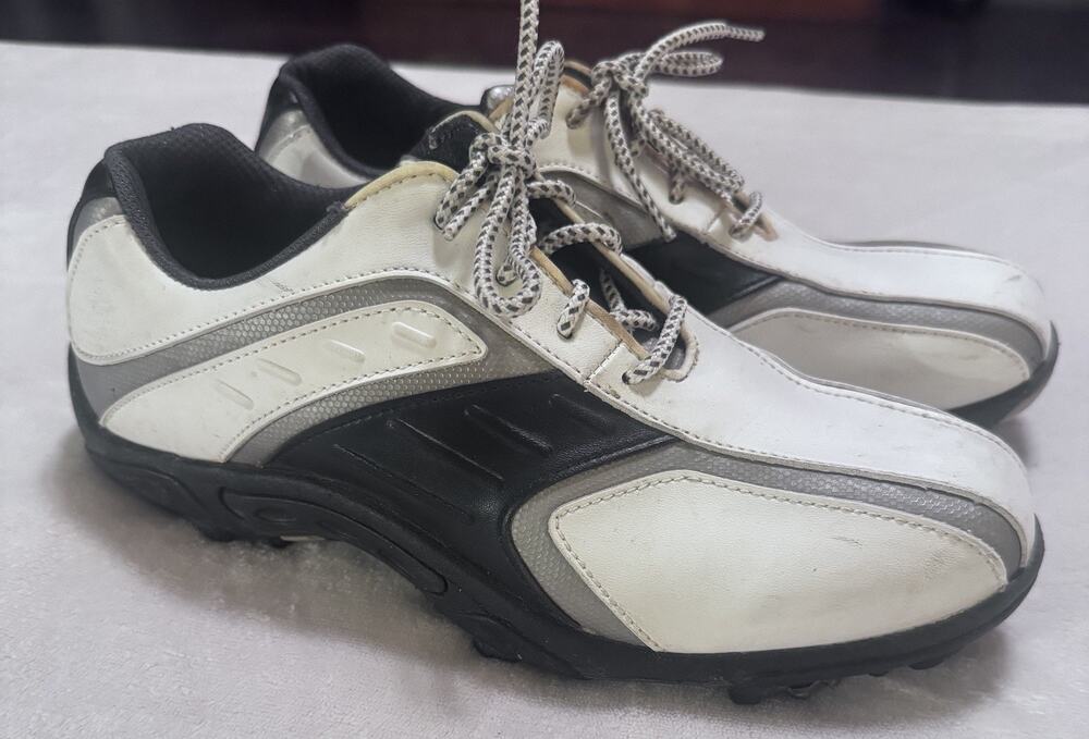 FootJoy FJ Kids Junior Golf Shoes 45017 Cleats Boys Size 4M Lace Up White Black
